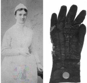 Read more about the article The Invention of Rubber Gloves : A Love Story